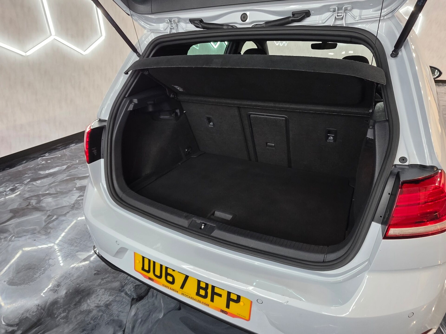 Used Volkswagen Golf 2017 for sale - 77137097: Photo 22