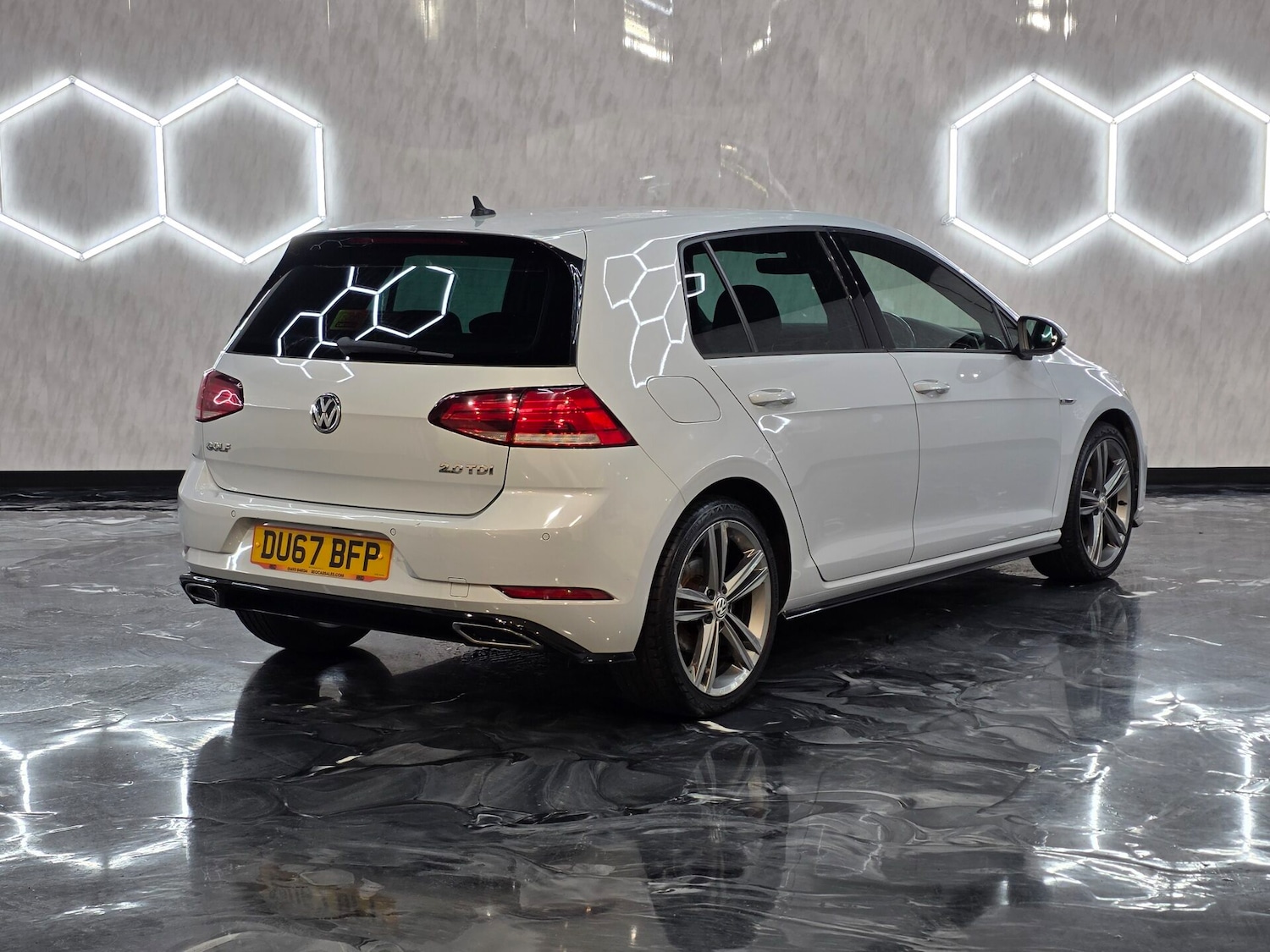 Used Volkswagen Golf 2017 for sale - 77137097: Photo 7