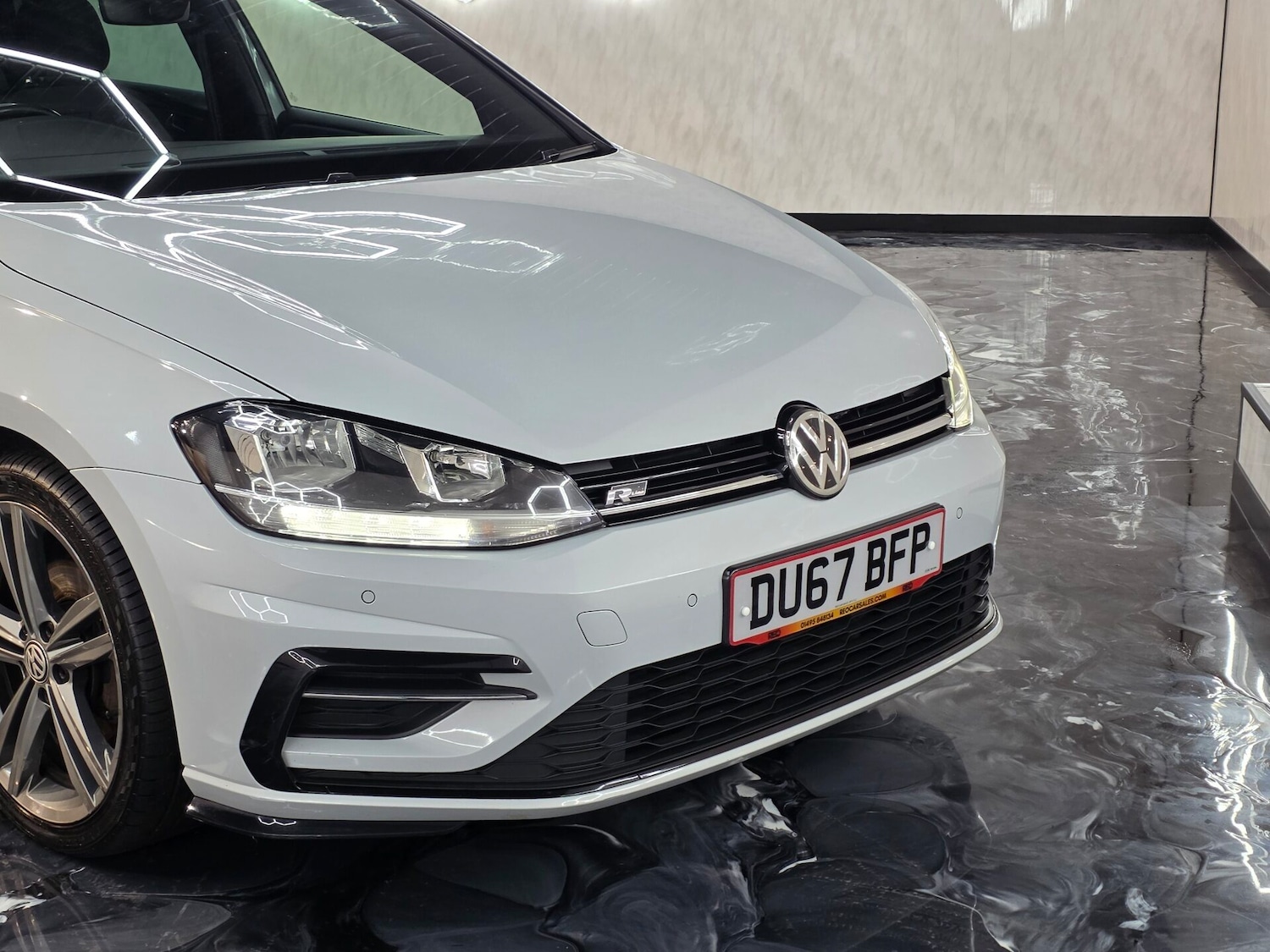 Used Volkswagen Golf 2017 for sale - 77137097: Photo 9