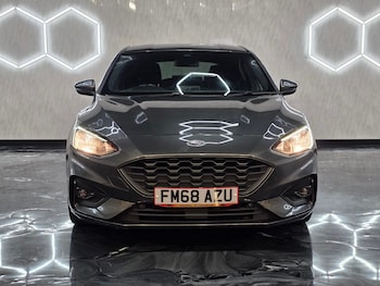 Used Ford Focus 2019 for sale - 76798573: Photo