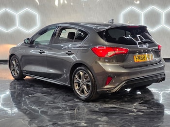 Used Ford Focus 2019 for sale - 76798573: Photo