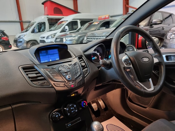 Used Ford Fiesta 2017 for sale - 74816632: Photo 13