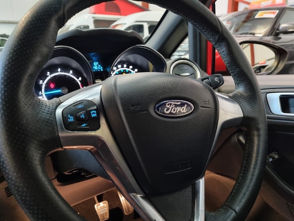 Used Ford Fiesta 2017 for sale - 74816632: Photo 15