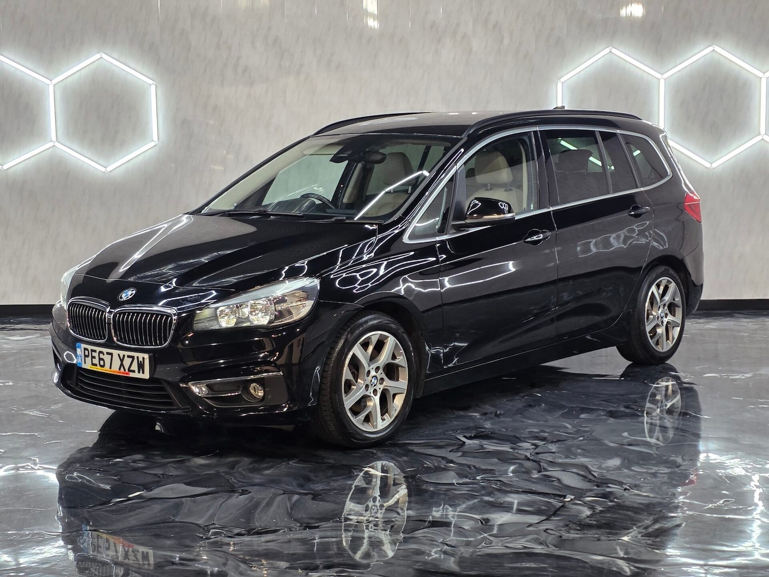 Used BMW 2 Series 2017 for sale - 76253785: Photo 3