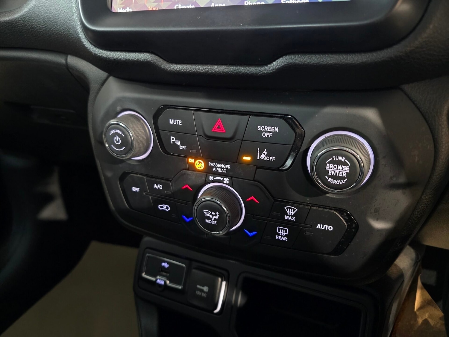 Used Jeep Renegade 2019 for sale - 76253783: Photo 15