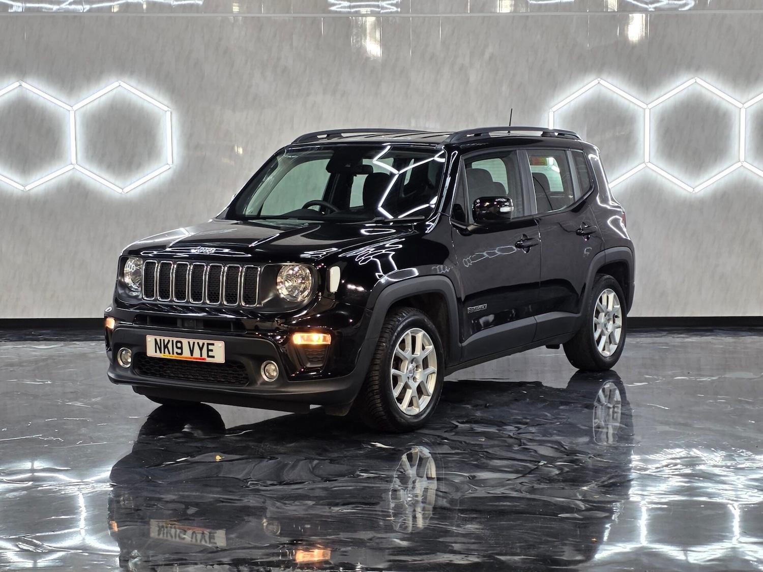 Used Jeep Renegade 2019 for sale - 76253783: Photo 3