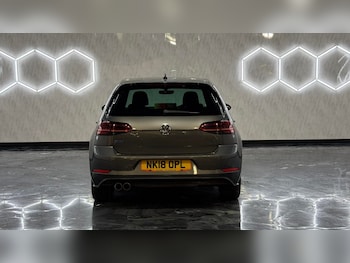 Used Volkswagen Golf 2018 for sale - 77195254: Photo