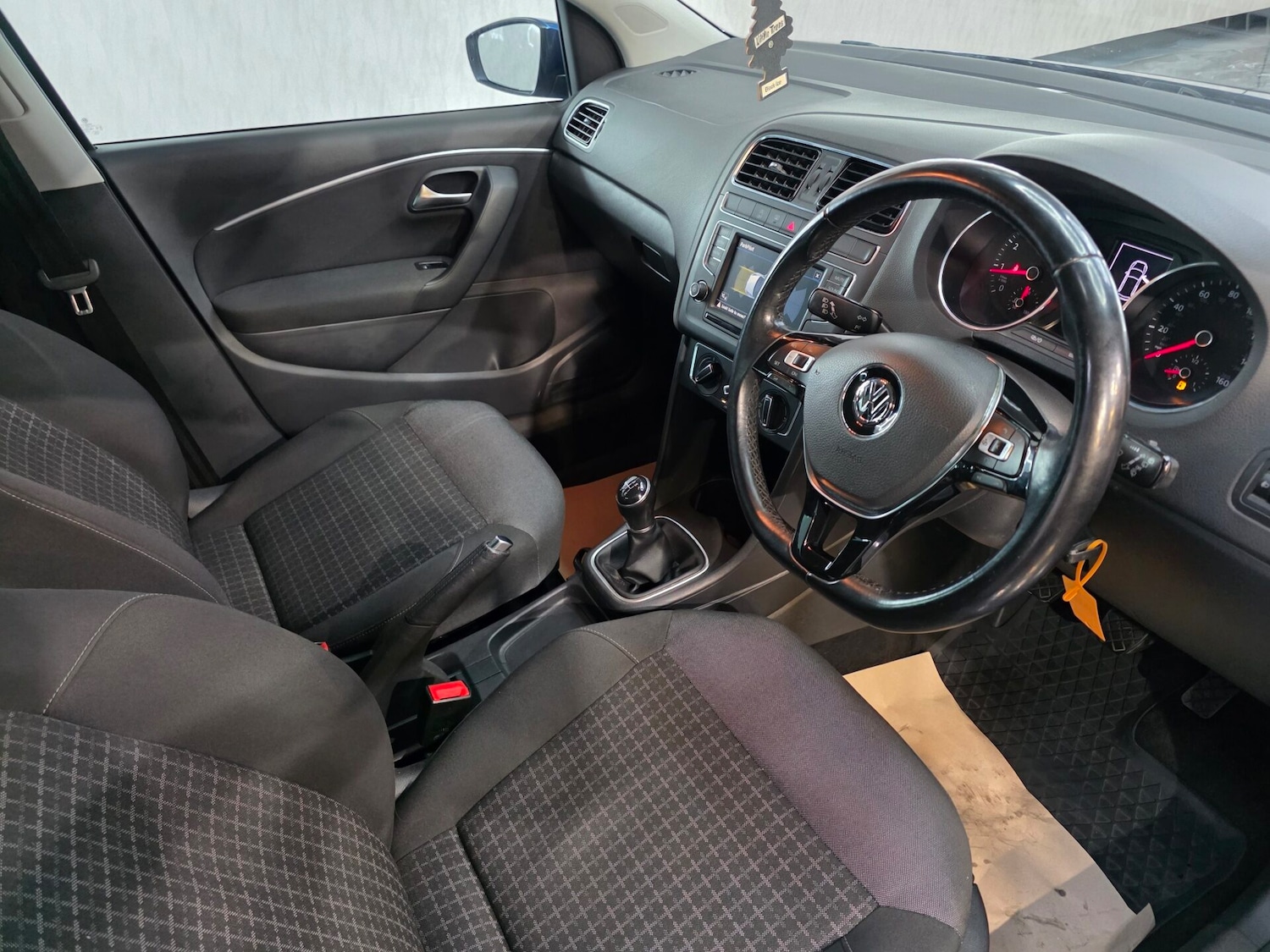 Used Volkswagen Polo 2017 for sale - 77195266: Photo 10