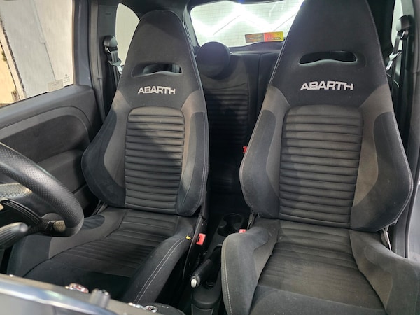 Used Abarth 500 2018 for sale - 75500144: Photo 19