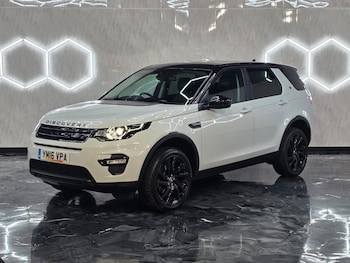 Used Land Rover Discovery Sport 2016 for sale - 77223160: Photo