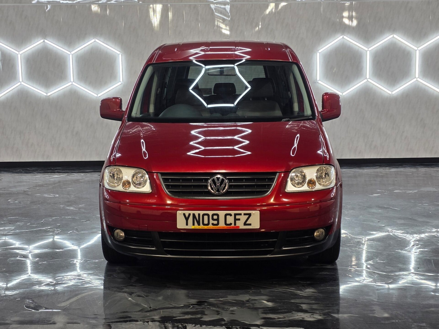 Used Volkswagen Caddy 2009 for sale - 76520118: Photo 2