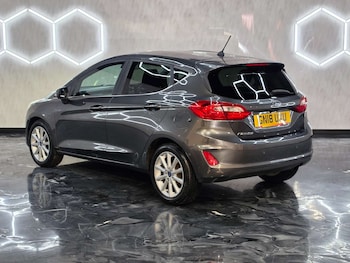 Used Ford Fiesta 2018 for sale - 79054720: Photo