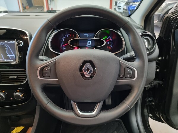 Used Renault Clio 2018 for sale - 75425683: Photo 18