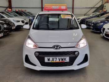 Used Hyundai i10 2017 for sale - 74824873: Photo