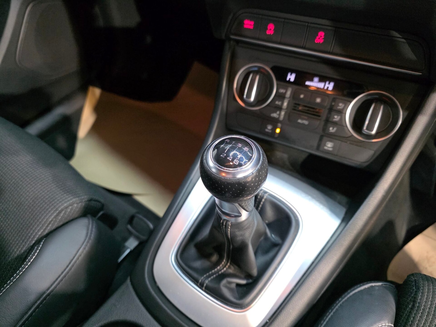 Used Audi Q3 2016 for sale - 77006567: Photo 17