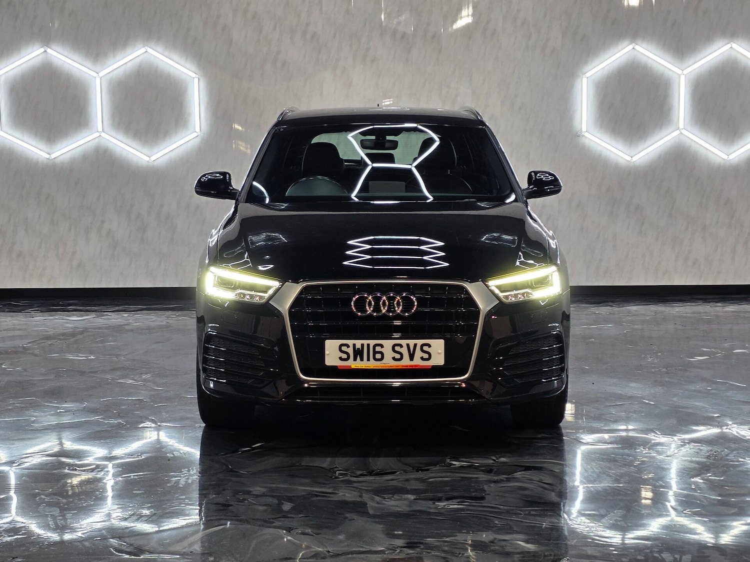 Used Audi Q3 2016 for sale - 77006567: Photo 2