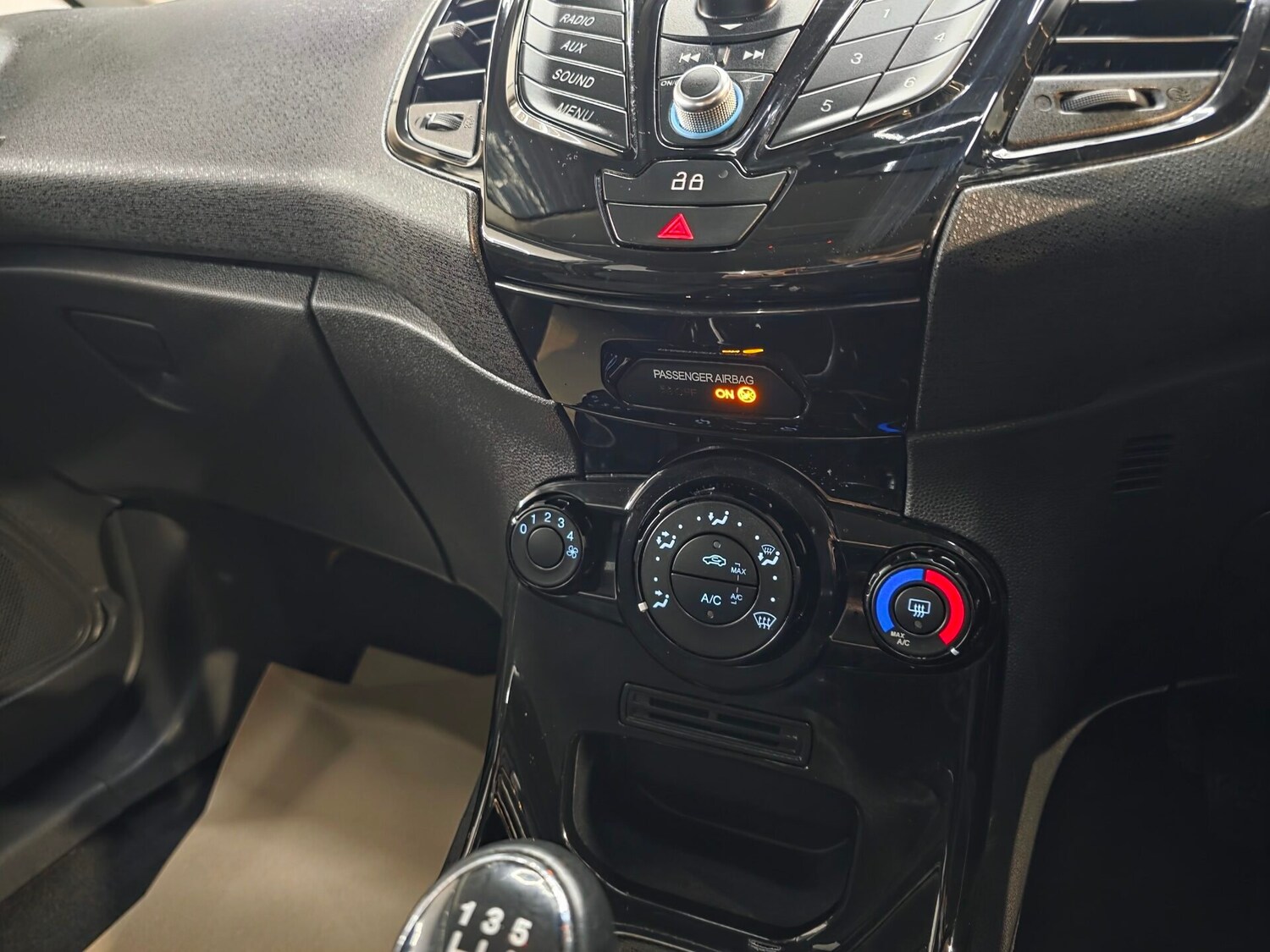 Used Ford Fiesta 2013 for sale - 76631174: Photo 12