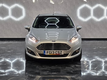 Used Ford Fiesta 2013 for sale - 76631174: Photo