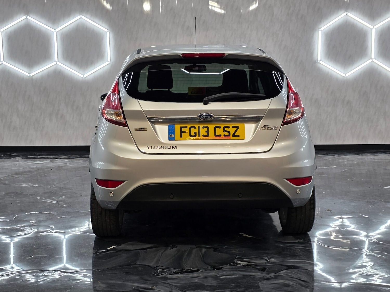 Used Ford Fiesta 2013 for sale - 76631174: Photo 5