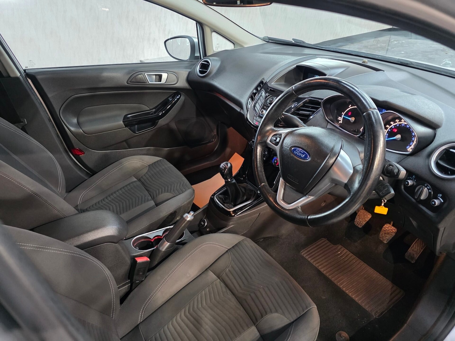 Used Ford Fiesta 2013 for sale - 76631174: Photo 8