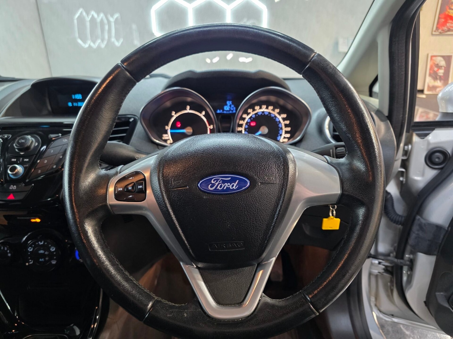 Used Ford Fiesta 2013 for sale - 76631174: Photo 9