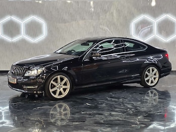 Used Mercedes-Benz C Class 2014 for sale - 78614302: Photo