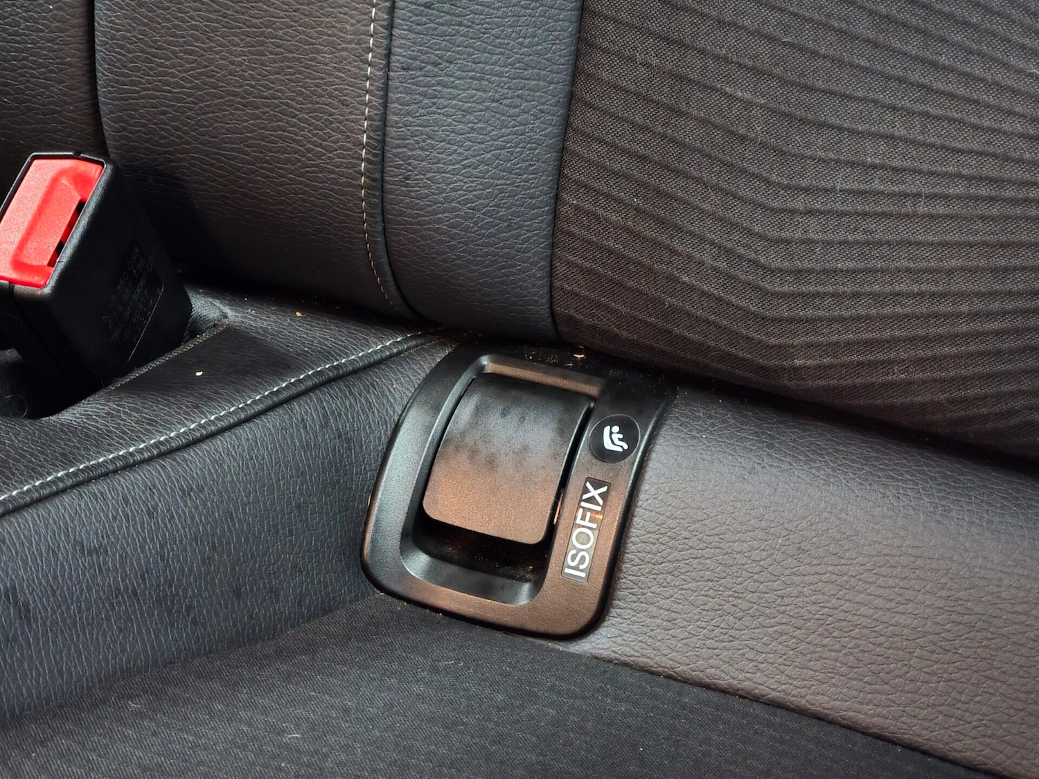 Used Vauxhall ADAM 2017 for sale - 77528196: Photo 16