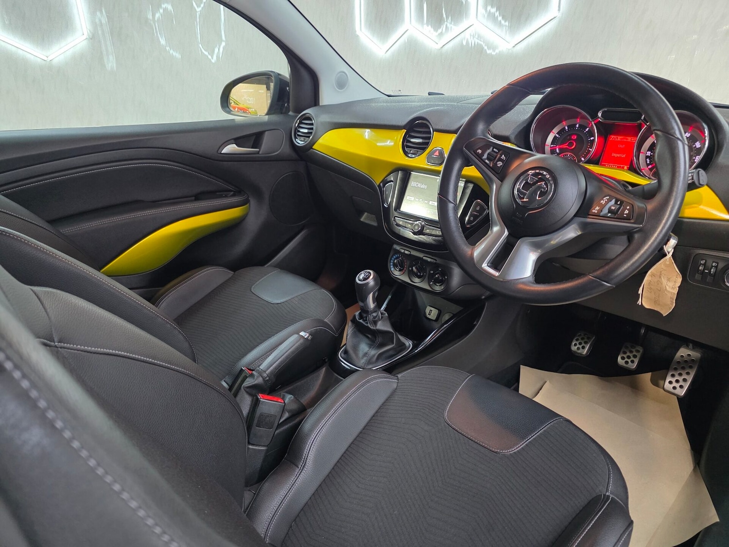 Used Vauxhall ADAM 2017 for sale - 77528196: Photo 6