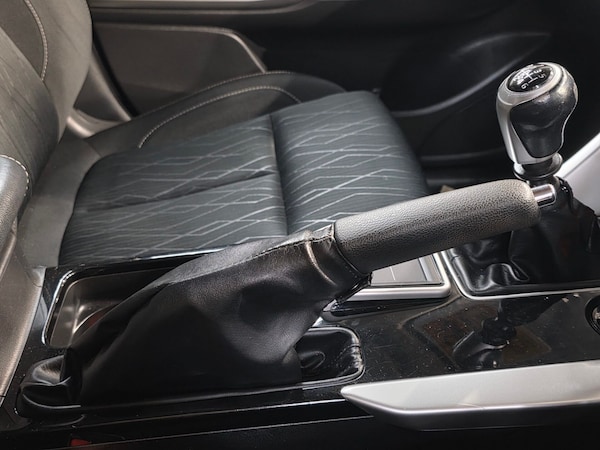 Used Mitsubishi Eclipse Cross 2018 for sale - 75426665: Photo 19