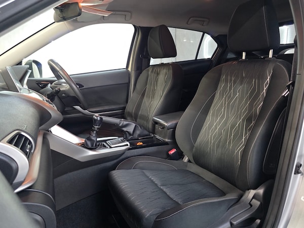 Used Mitsubishi Eclipse Cross 2018 for sale - 75426665: Photo 20