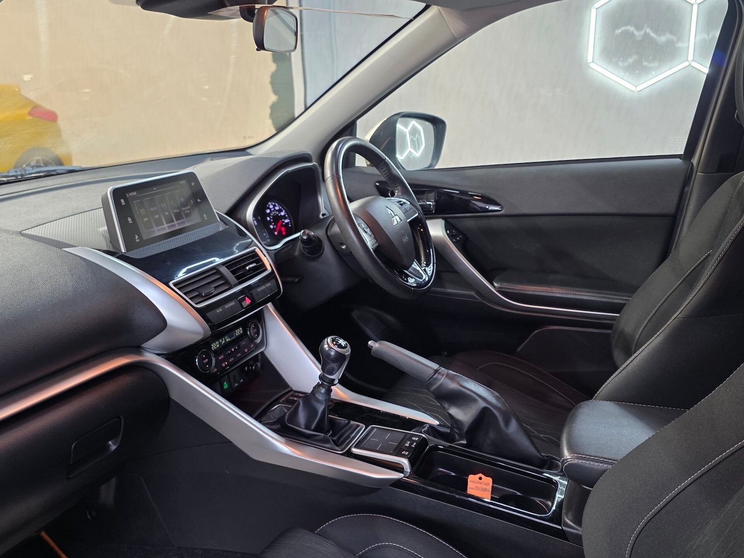 Used Mitsubishi Eclipse Cross 2018 for sale - 75426665: Photo 21