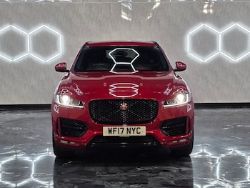 Used Jaguar F-Pace 2017 for sale - 77272465: Photo
