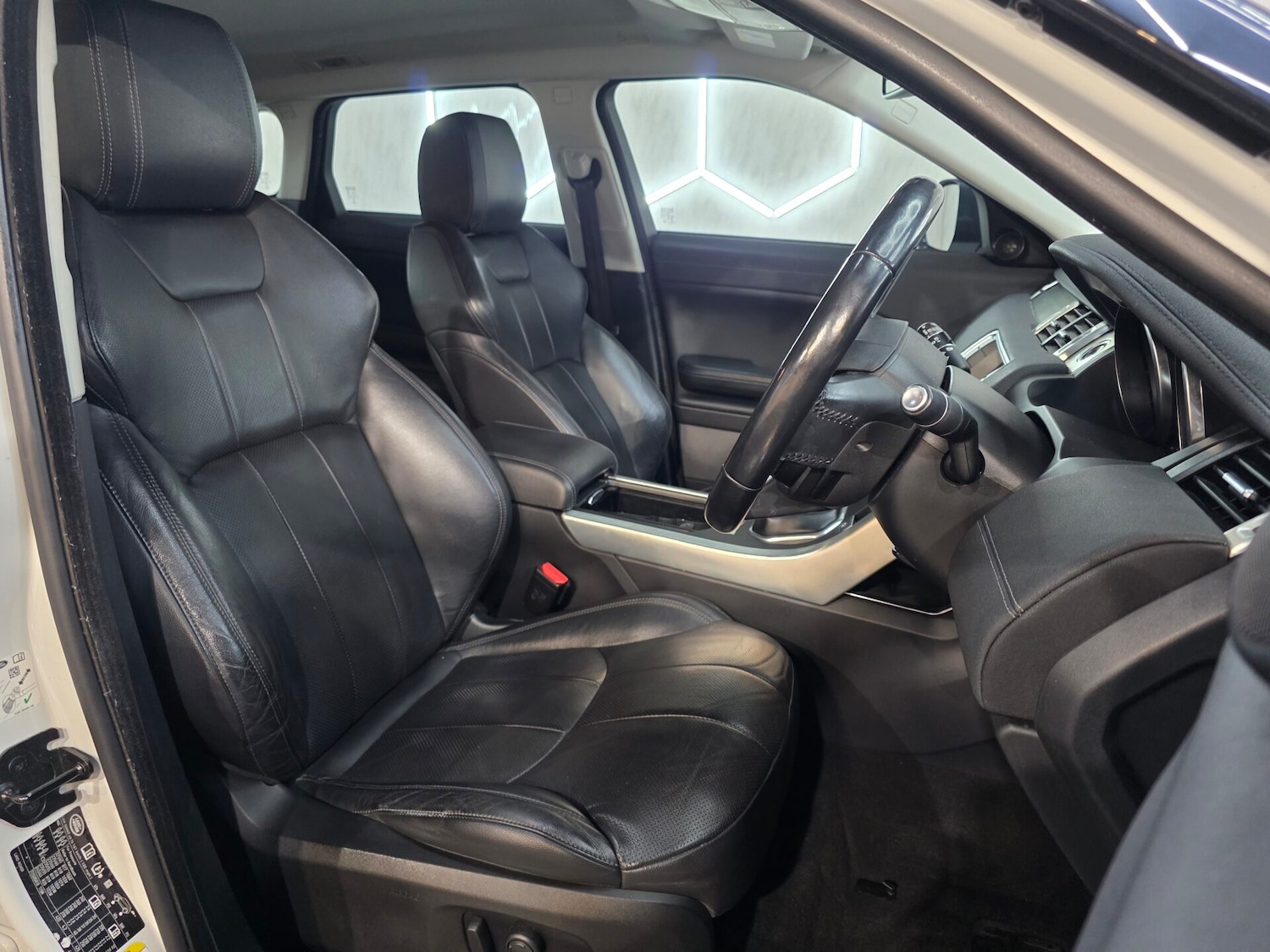 Used Land Rover Range Rover Evoque 2018 for sale - 76922780: Photo 10