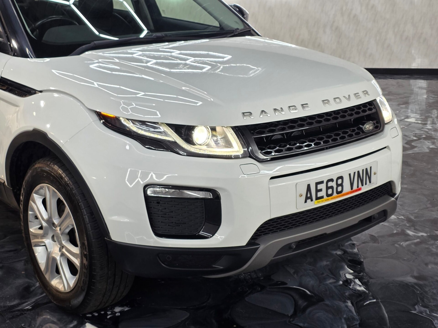 Used Land Rover Range Rover Evoque 2018 for sale - 76922780: Photo 7