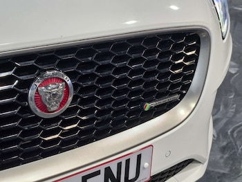 Used Jaguar E-Pace 2018 for sale - 79240742: Photo