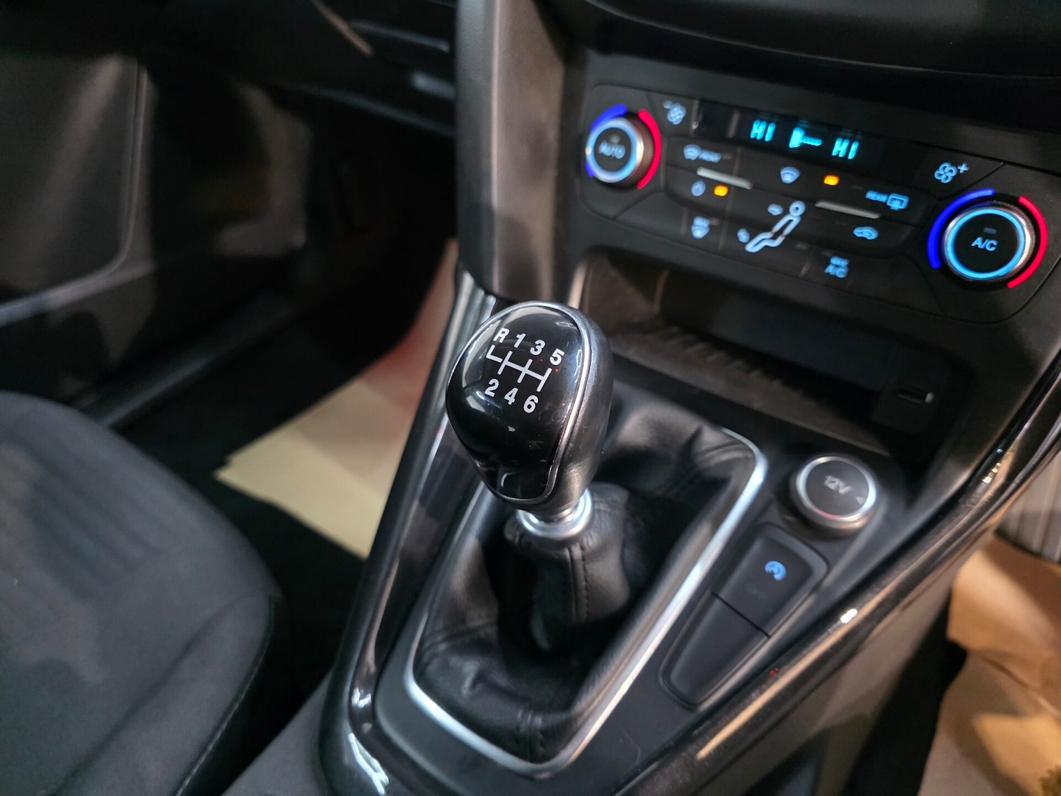 Used Ford Focus 2018 for sale - 77445869: Photo 15