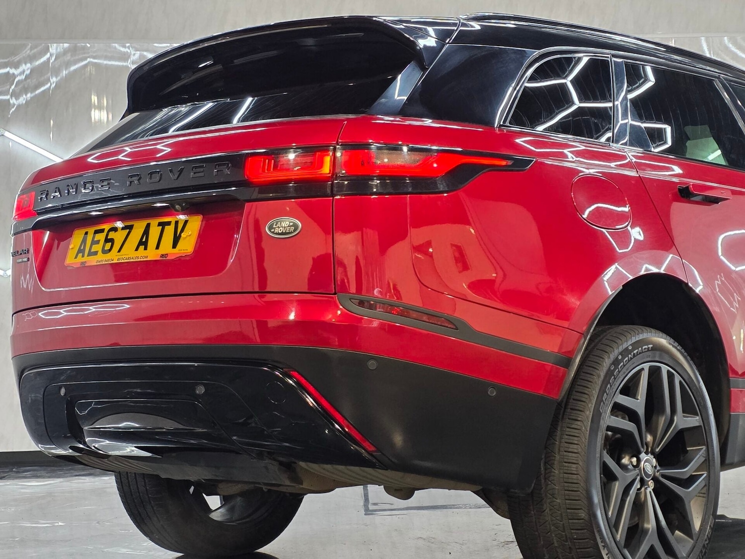 Used Land Rover Range Rover Velar 2017 for sale - 77392664: Photo 11