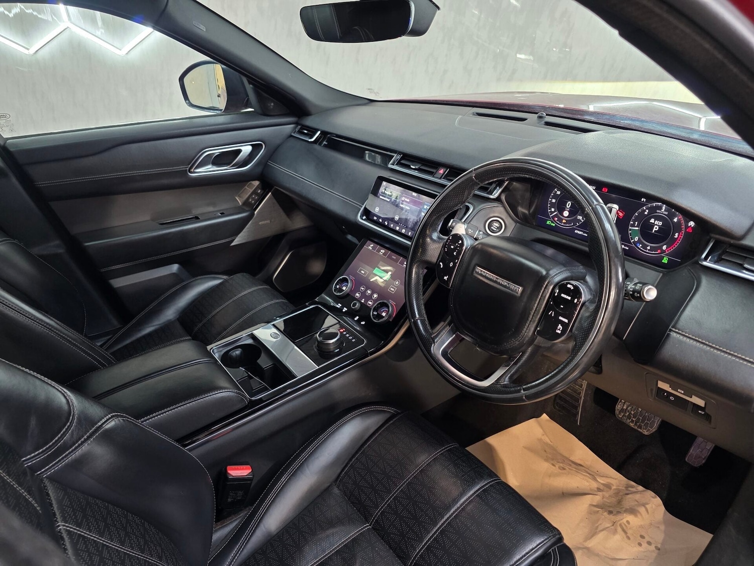 Used Land Rover Range Rover Velar 2017 for sale - 77392664: Photo 13