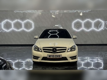Used Mercedes-Benz C Class 2015 for sale - 79018273: Photo