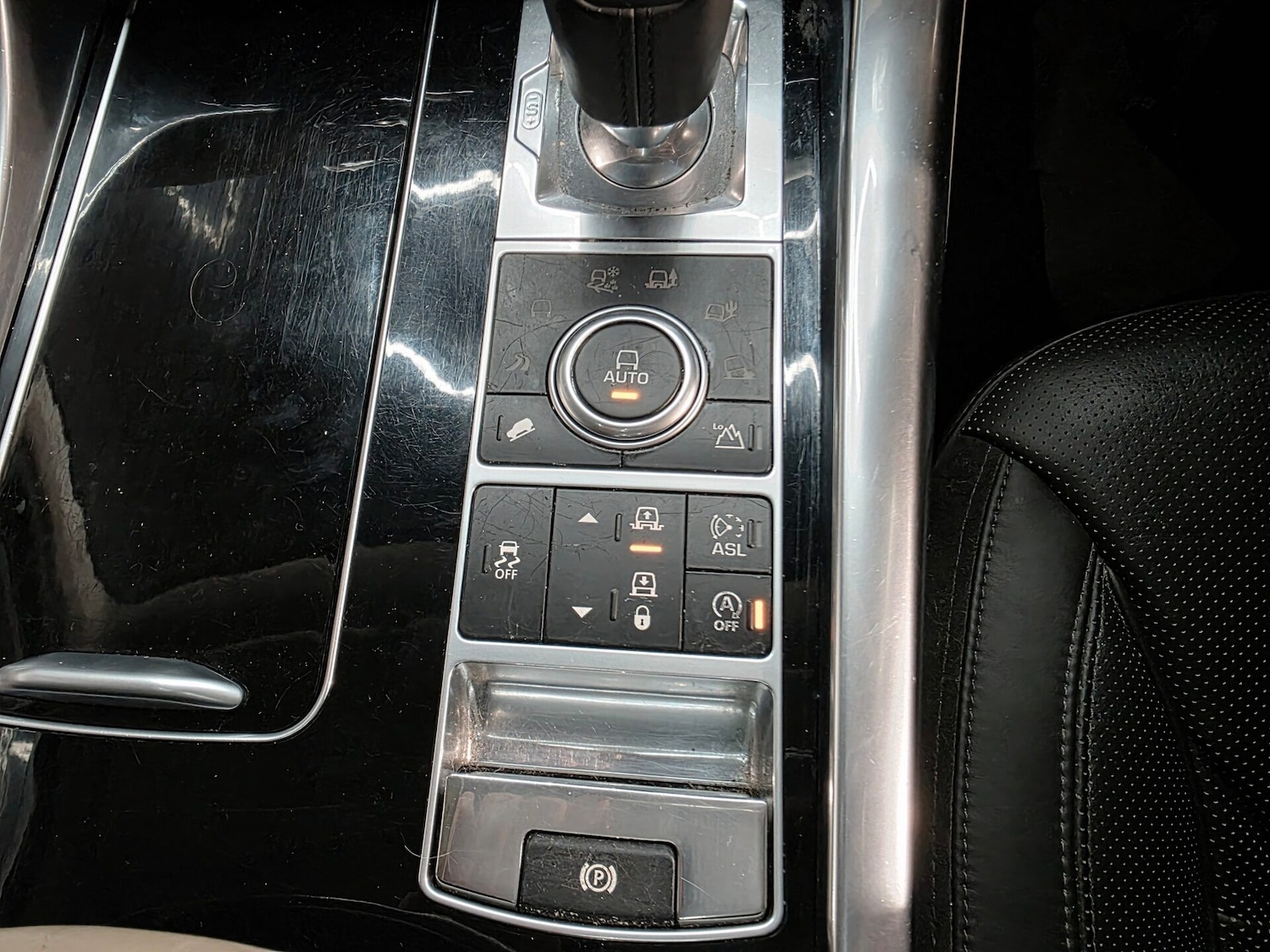 Used Land Rover Range Rover Sport 2014 for sale - 76340412: Photo 18