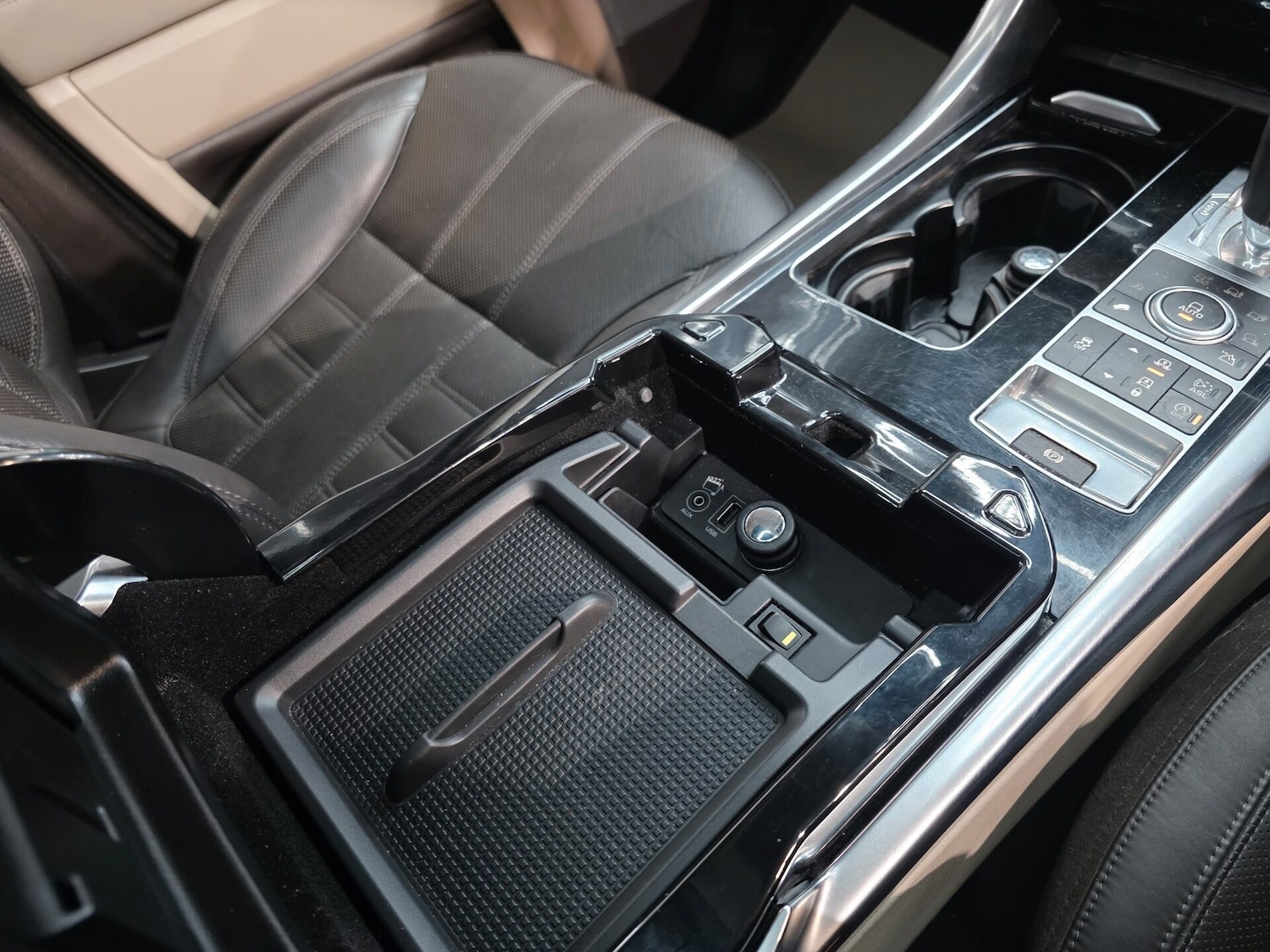 Used Land Rover Range Rover Sport 2014 for sale - 76340412: Photo 20