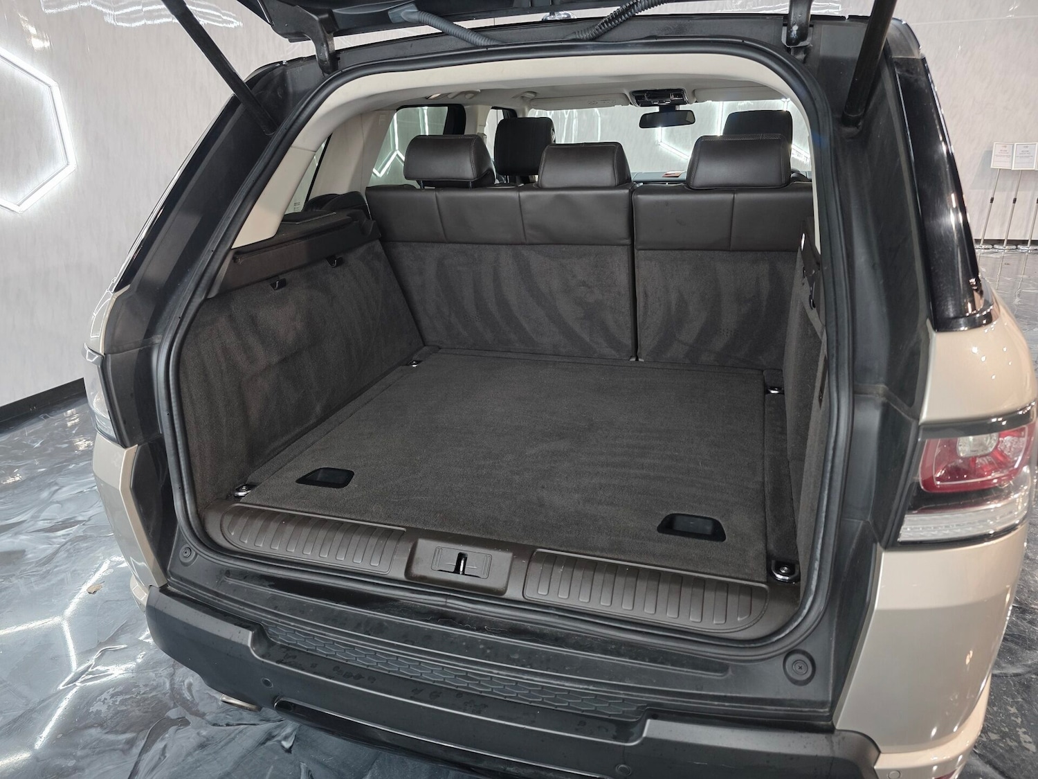 Used Land Rover Range Rover Sport 2014 for sale - 76340412: Photo 23