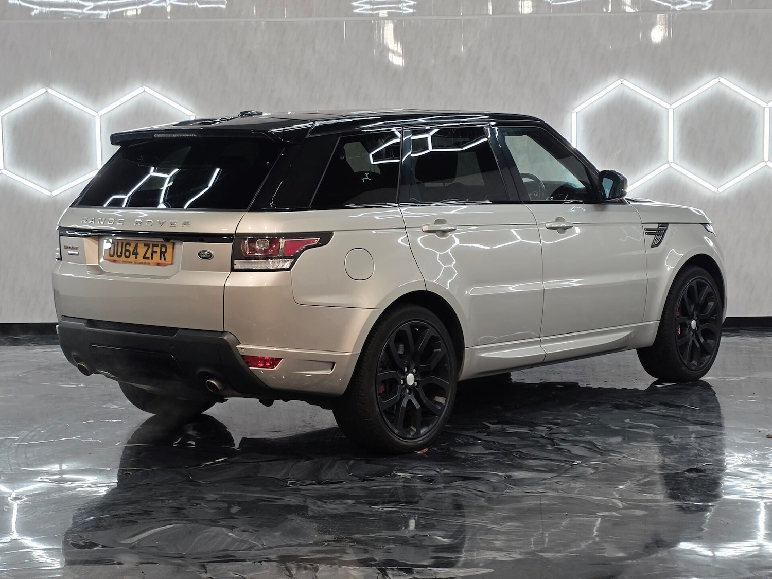 Used Land Rover Range Rover Sport 2014 for sale - 76340412: Photo 6