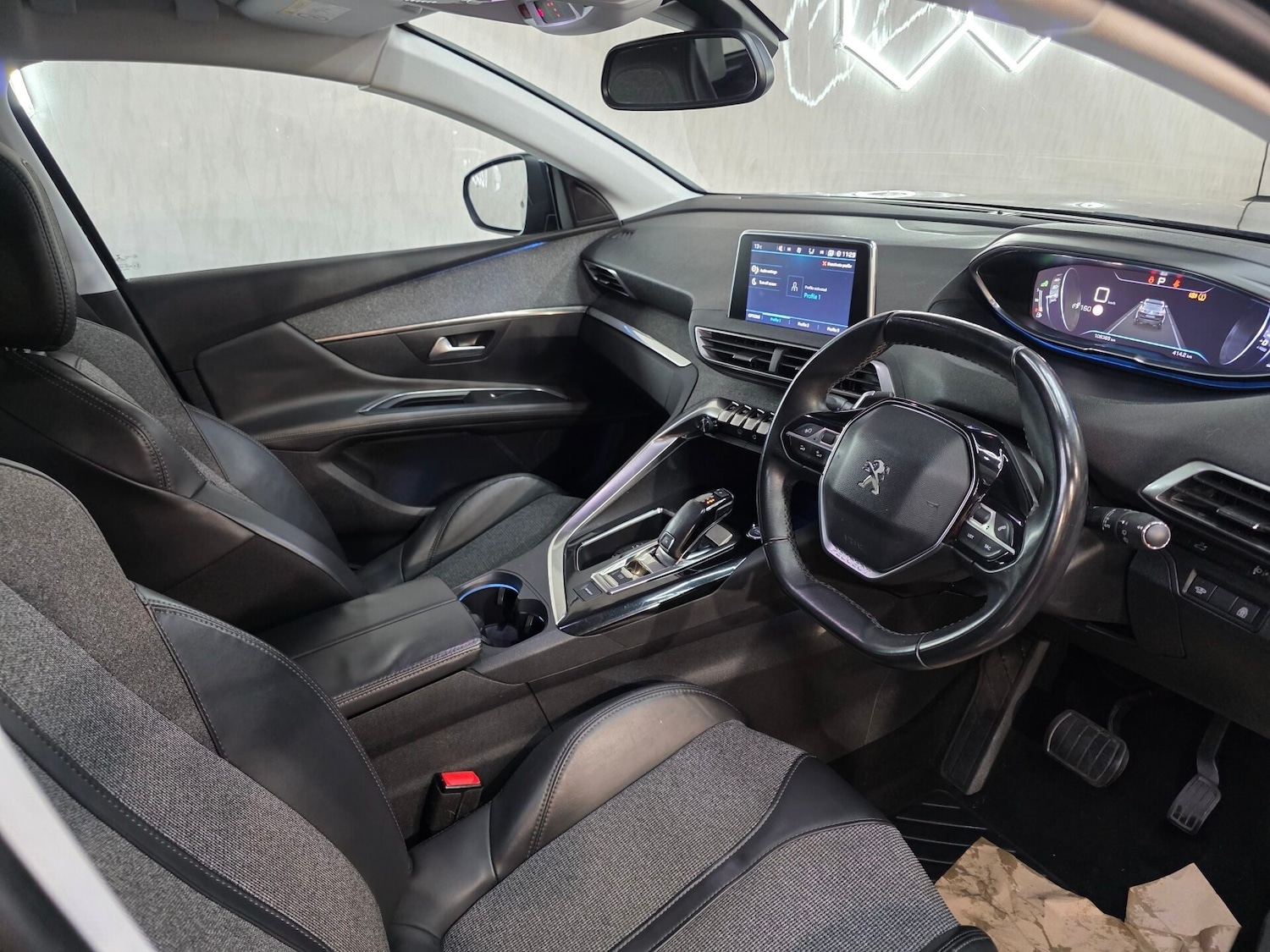 Used Peugeot 3008 2017 for sale - 76403347: Photo 11