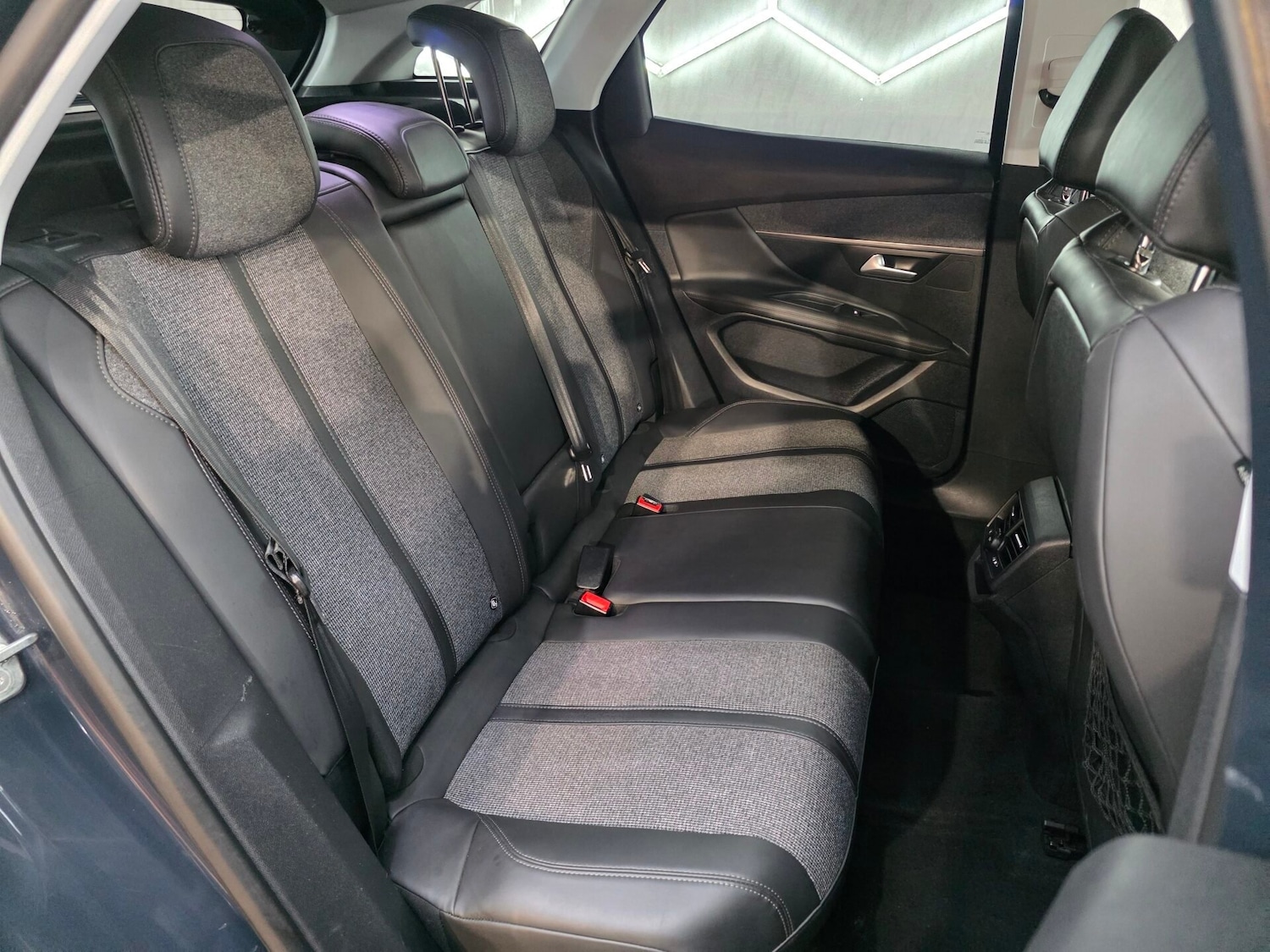 Used Peugeot 3008 2017 for sale - 76403347: Photo 20