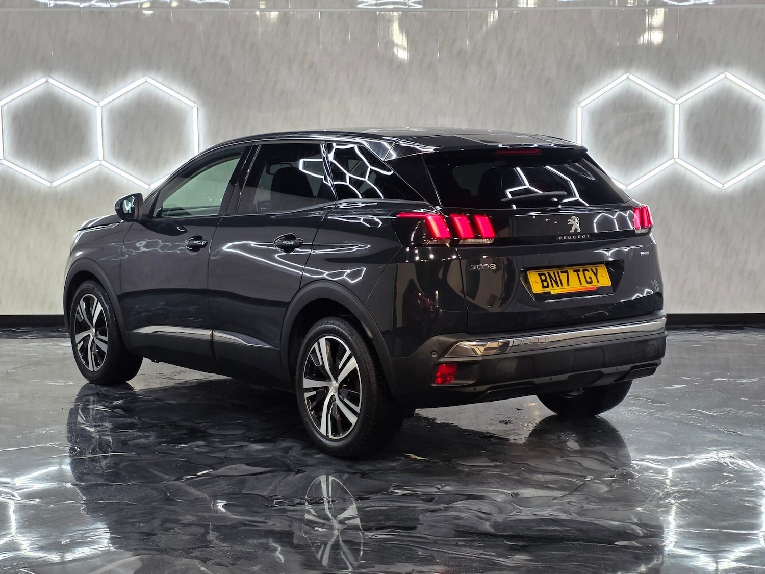 Used Peugeot 3008 2017 for sale - 76403347: Photo 4