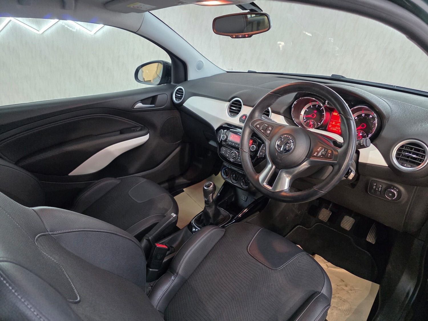 Used Vauxhall ADAM 2017 for sale - 77327322: Photo 11