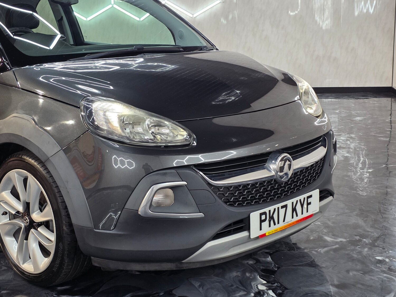 Used Vauxhall ADAM 2017 for sale - 77327322: Photo 7