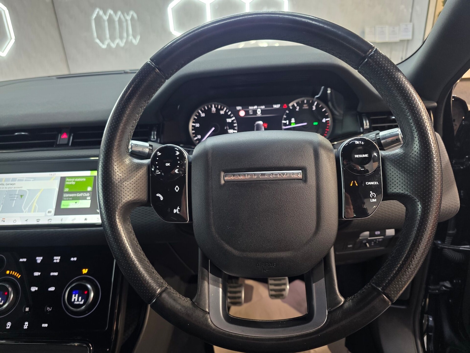 Used Land Rover Range Rover Evoque 2020 for sale - 77195268: Photo 12