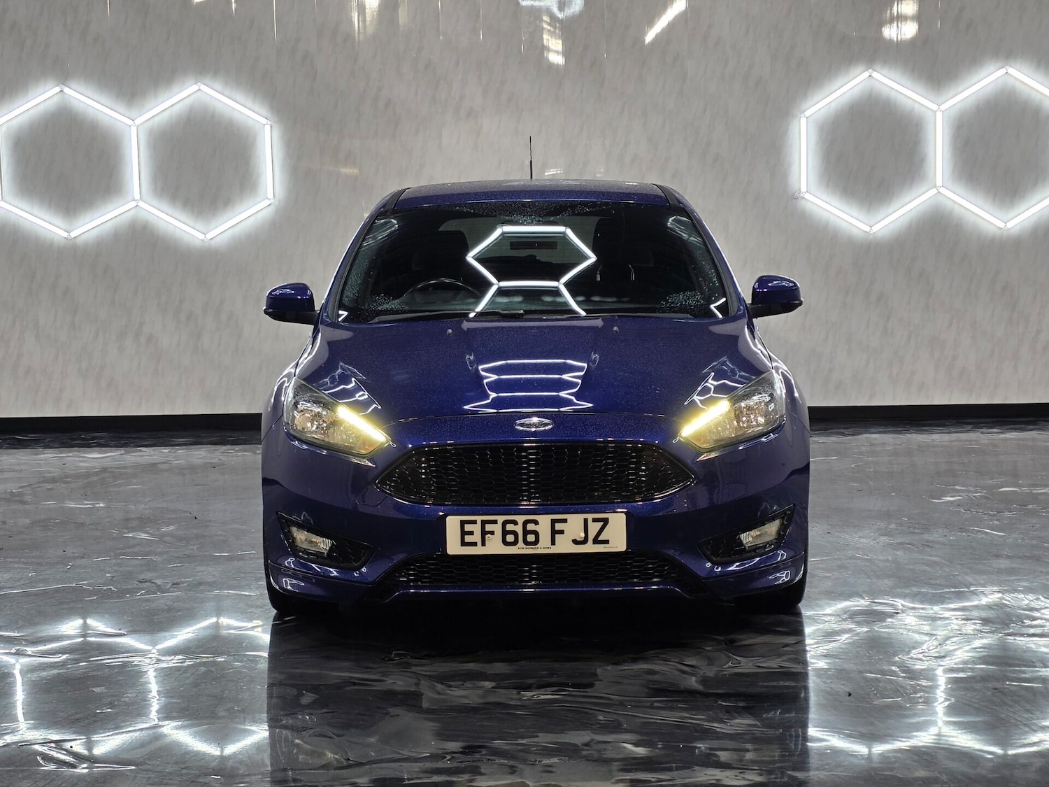 Used Ford Focus 2016 for sale - 76545919: Photo 2